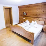 Διαμέρισμα Prunsterhof Obertilliach